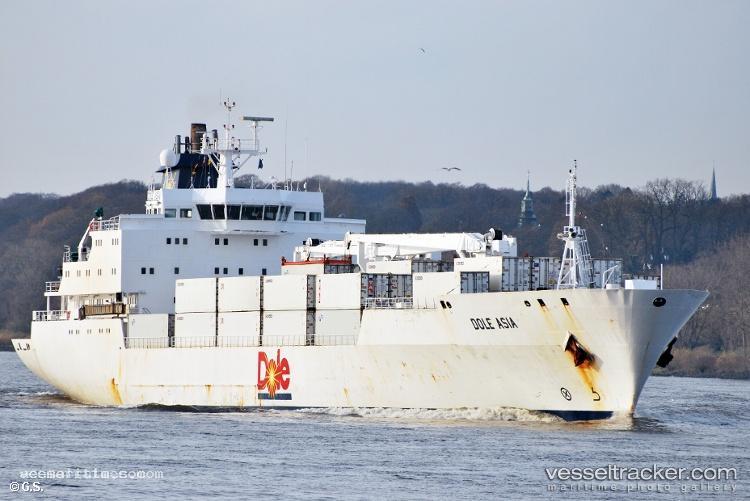 Dole-Asia - Refrigerated Cargo Ship vessel registered in Bahamas
