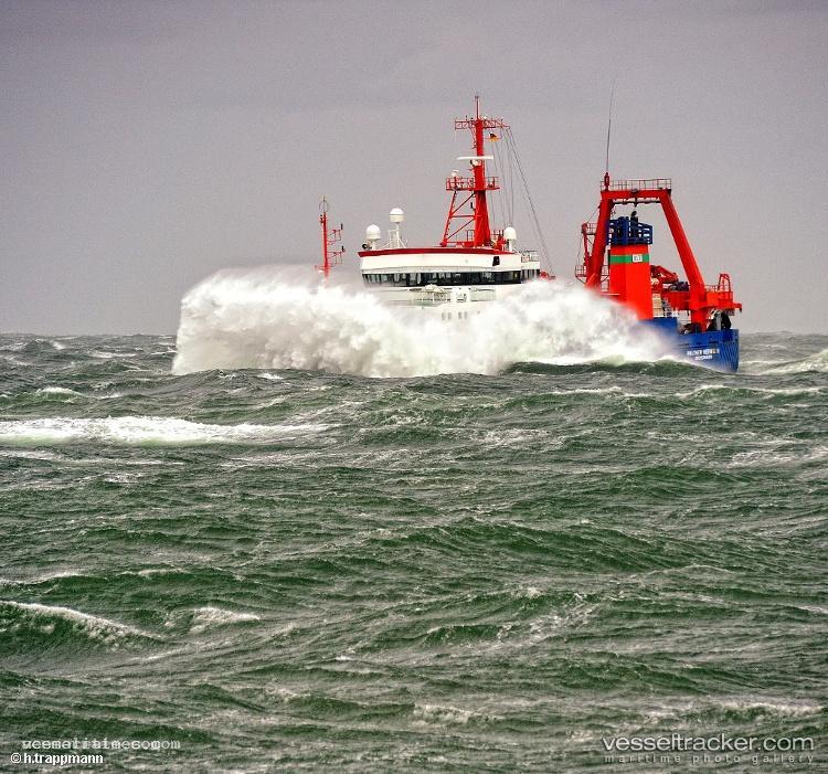 Walther-Herwig-Iii - Fishing Support Vessel vessel registered in Germany