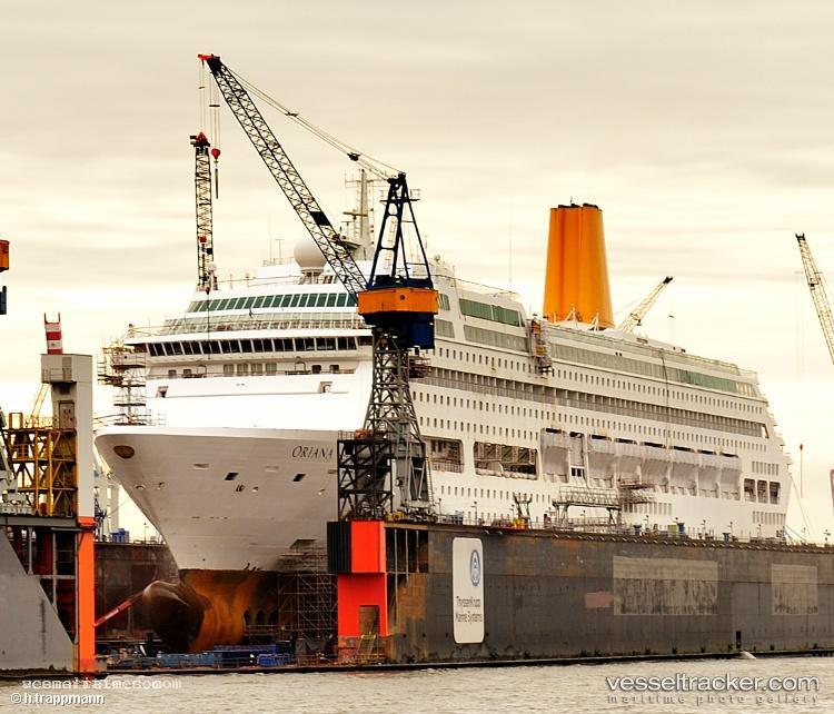 Piano-Land - Cruise Ship vessel registered in Bermuda