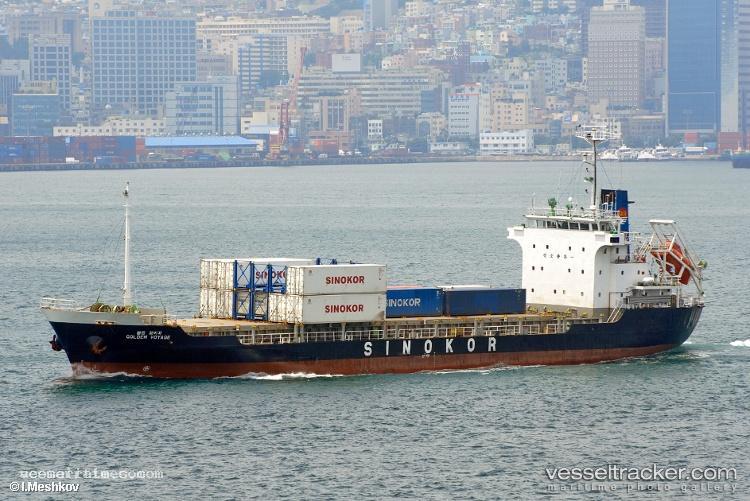 Ilda2 - Container Ship vessel registered in Comoros