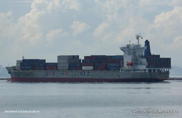 Wan-Hai-215 - Container Ship vessel registered in Singapore