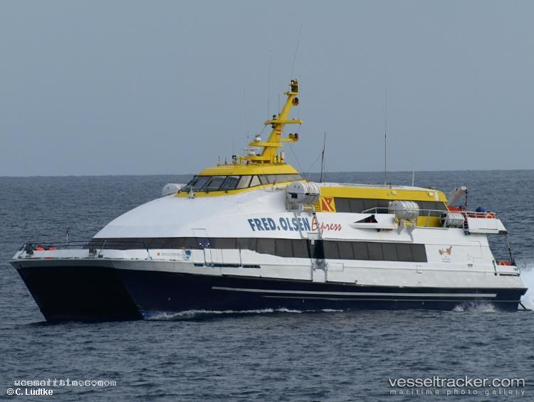 Snav-Aquila - Passenger Ship vessel registered in Italy