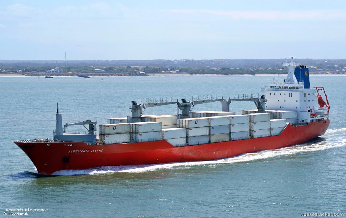 Albemarle-Island - Refrigerated Cargo Ship vessel registered in Bahamas