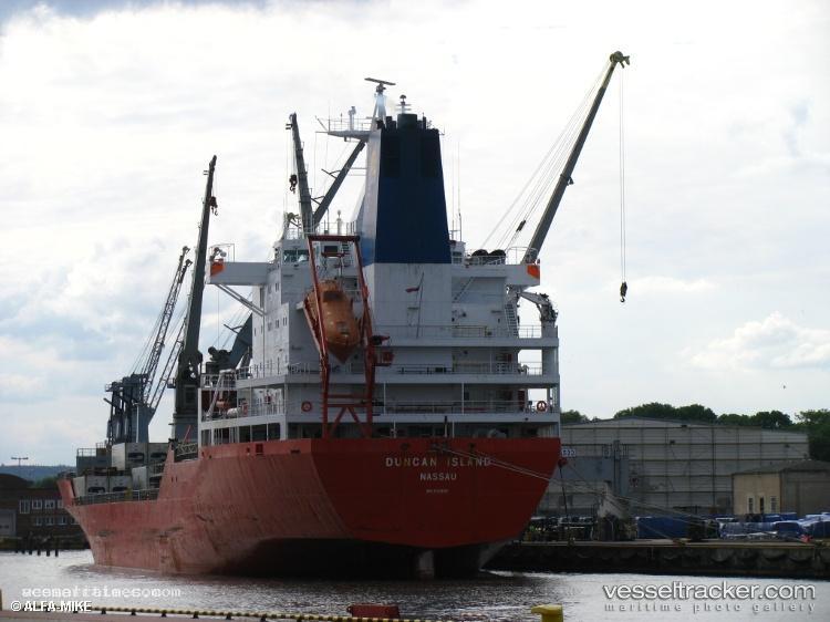 Duncan-Island - Refrigerated Cargo Ship vessel registered in Bahamas