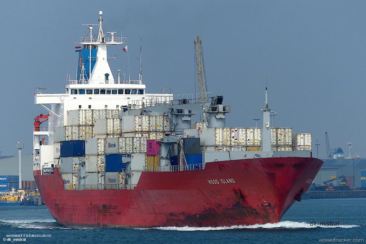 Hood-Island - Refrigerated Cargo Ship vessel registered in Bahamas