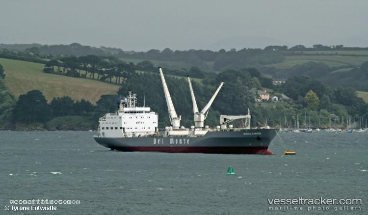 Murcia-Carrier - Refrigerated Cargo Ship vessel registered in Marshall Islands