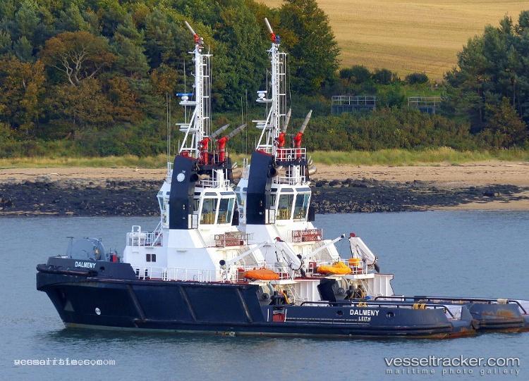 Grossnordsee - Tug vessel registered in Germany