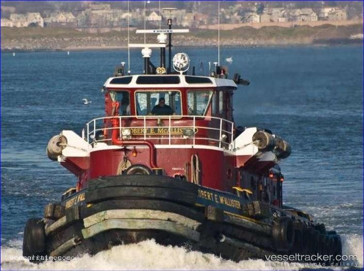 Robert-E.-Mcallister - Tug vessel registered in United States of America