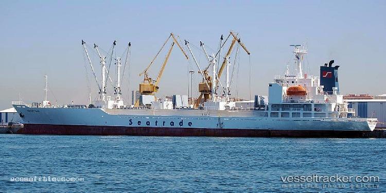 Crystal-Antarctida - Refrigerated Cargo Ship vessel registered in Russia