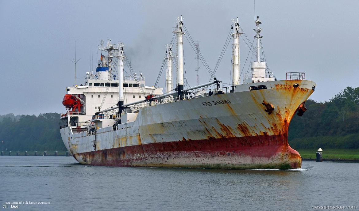 Frio-Shinano - Refrigerated Cargo Ship vessel registered in Bahamas