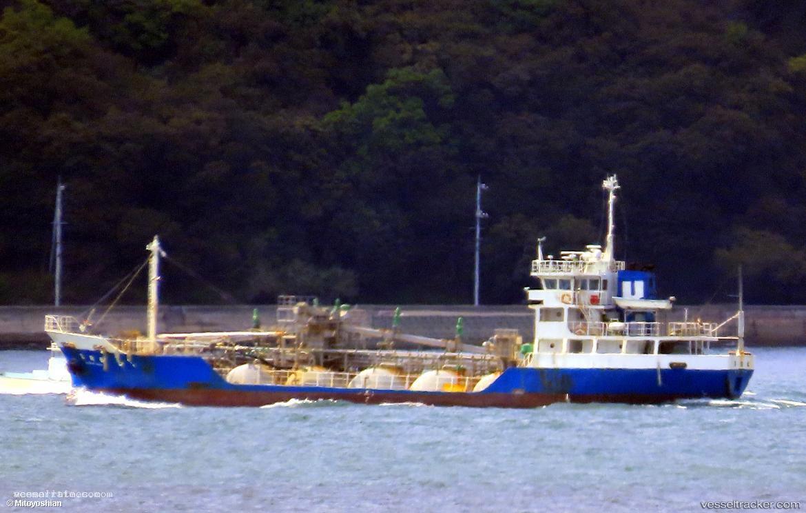 Hoseki-Maru - Cement Carrier vessel registered in Japan