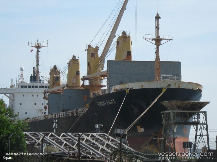 Rising-Eagle - Bulk Carrier vessel registered in Saint Vincent and the Grenadines