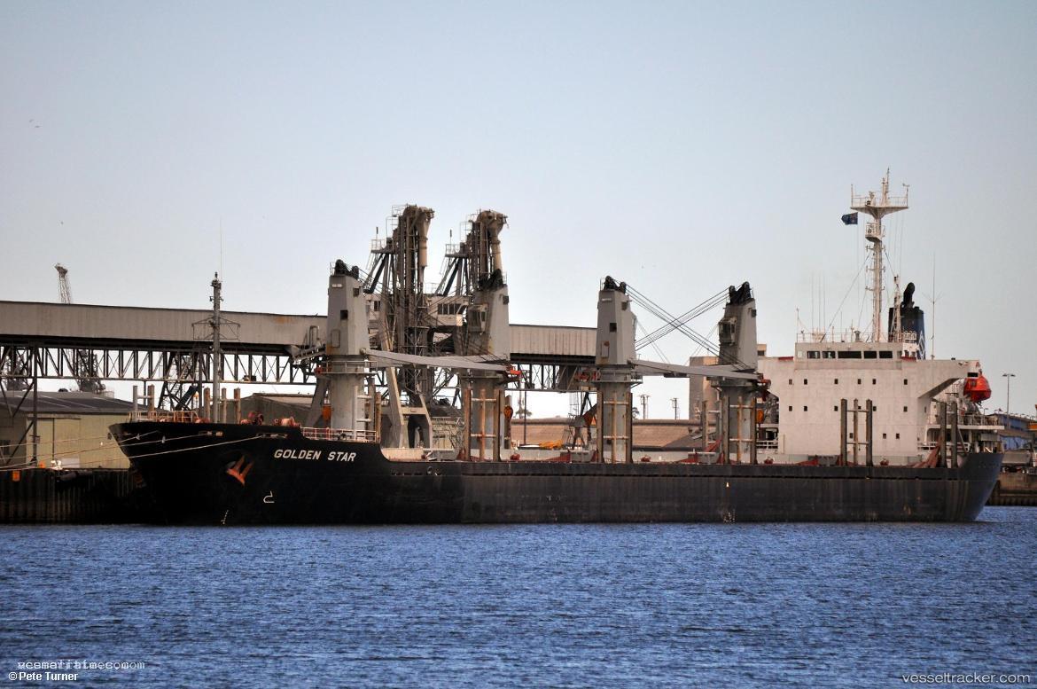 Run-Fu-9 - Bulk Carrier vessel registered in Panama