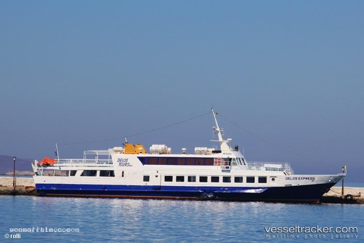 Delosexpress - Passenger Ship vessel registered in Greece