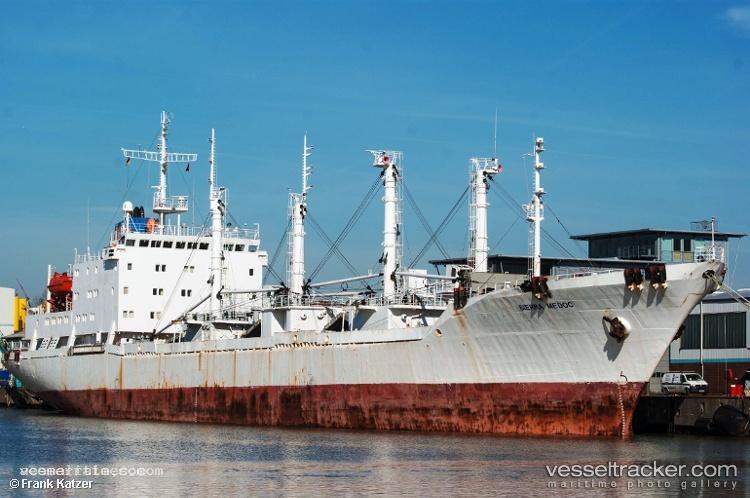 Frio-Poseidon - Refrigerated Cargo Ship vessel registered in Russia