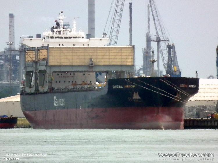 Grebe-Arrow - Multi Purpose Carrier vessel registered in Bahamas
