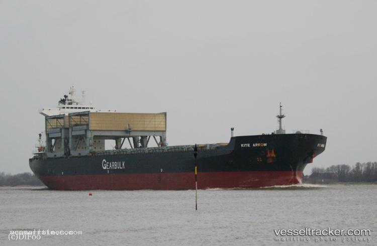 Kite-Arrow - Multi Purpose Carrier vessel registered in Bahamas