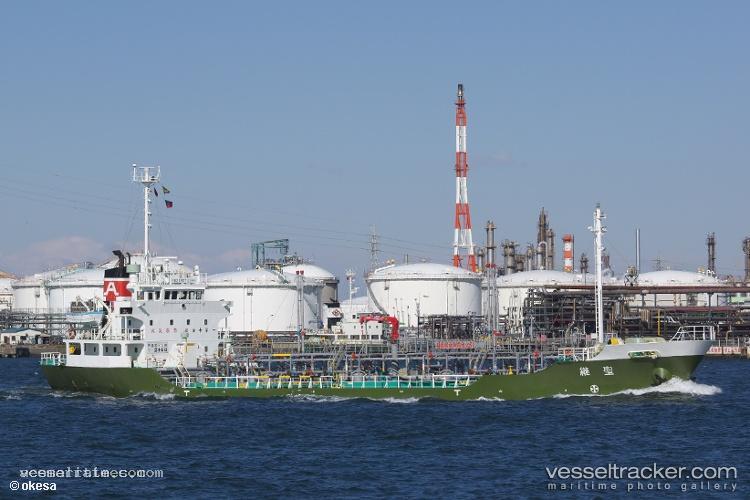 Lapis - Oil Products Tanker vessel registered in Thailand