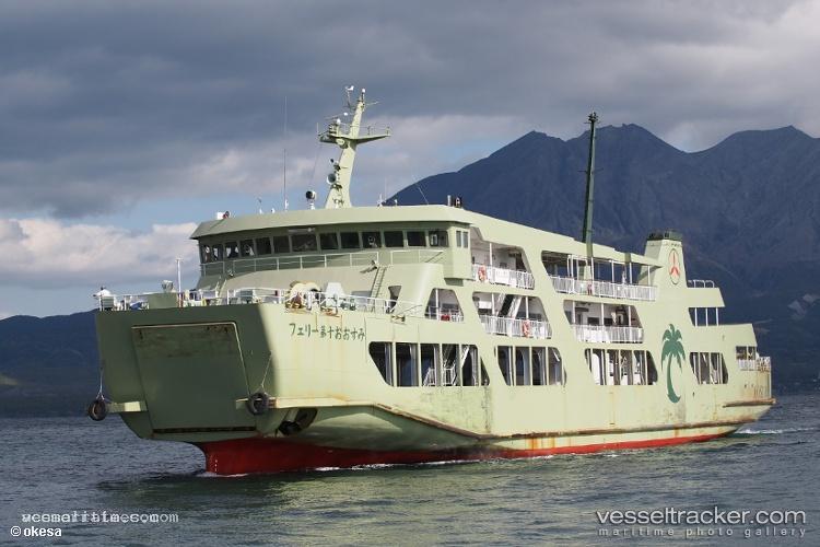 Seatran-Ferry-17 - Passenger Ro Ro Cargo Ship