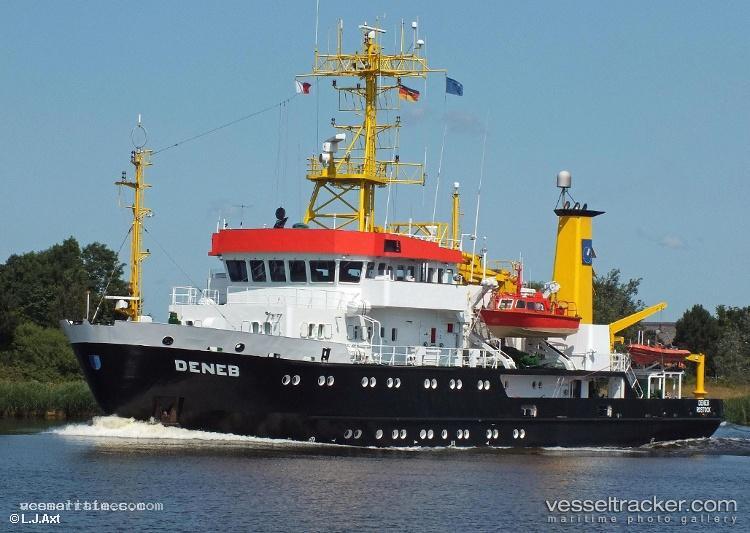 Deneb - Research Vessel vessel registered in Germany