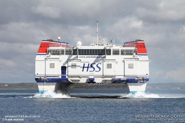 Stena-Explorer - Passenger Ro Ro Cargo Ship vessel registered in United Kingdom