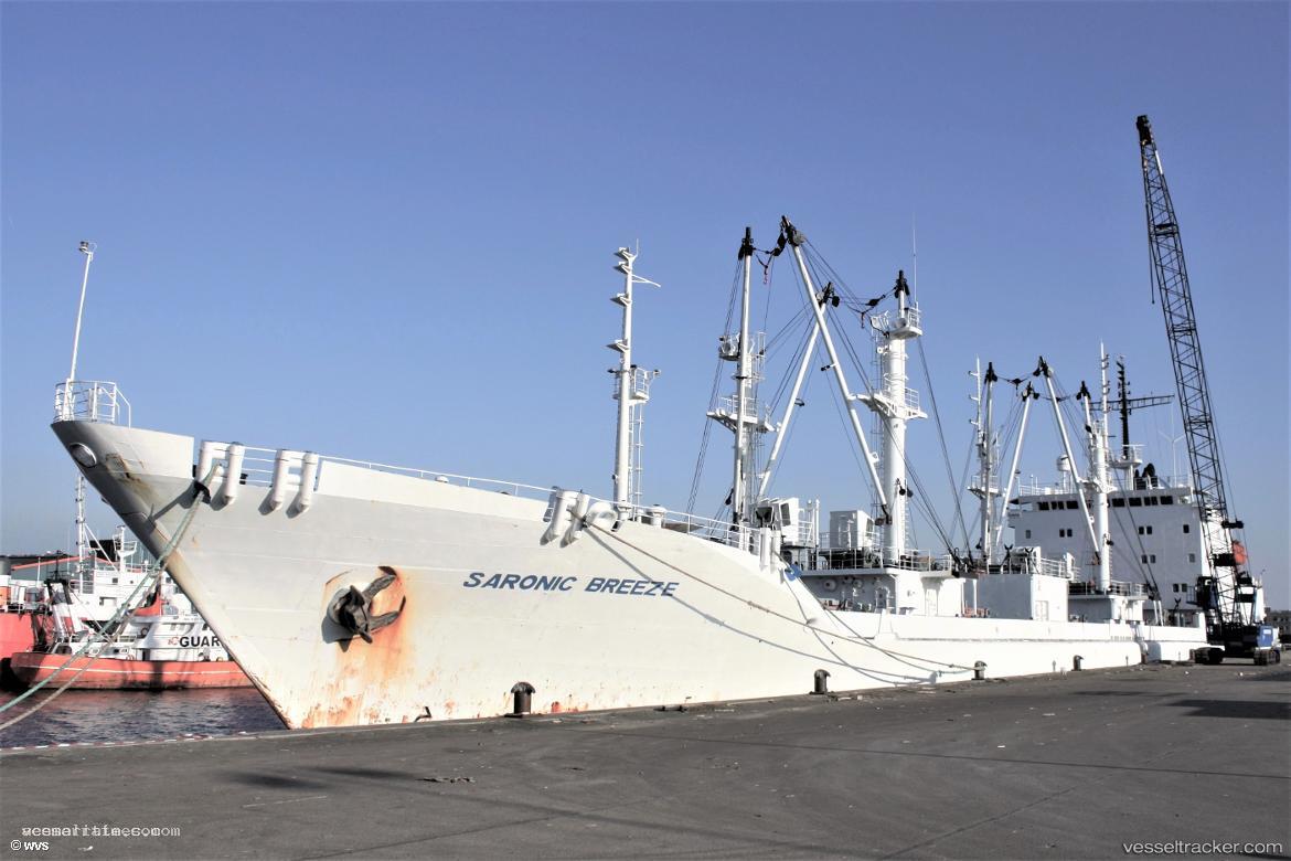 Saronic-Breeze - Refrigerated Cargo Ship vessel registered in Russia