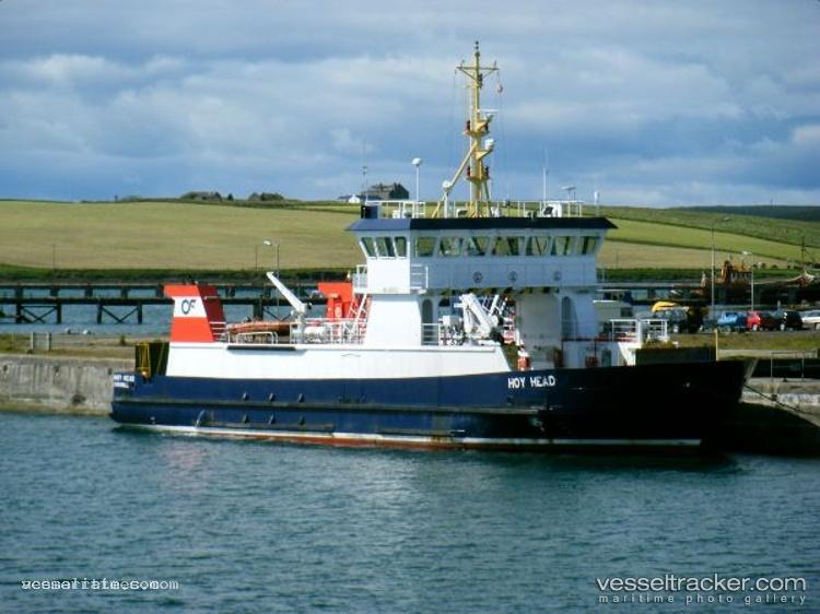 Hoy-Head - Passenger Ro Ro Cargo Ship vessel registered in United Kingdom