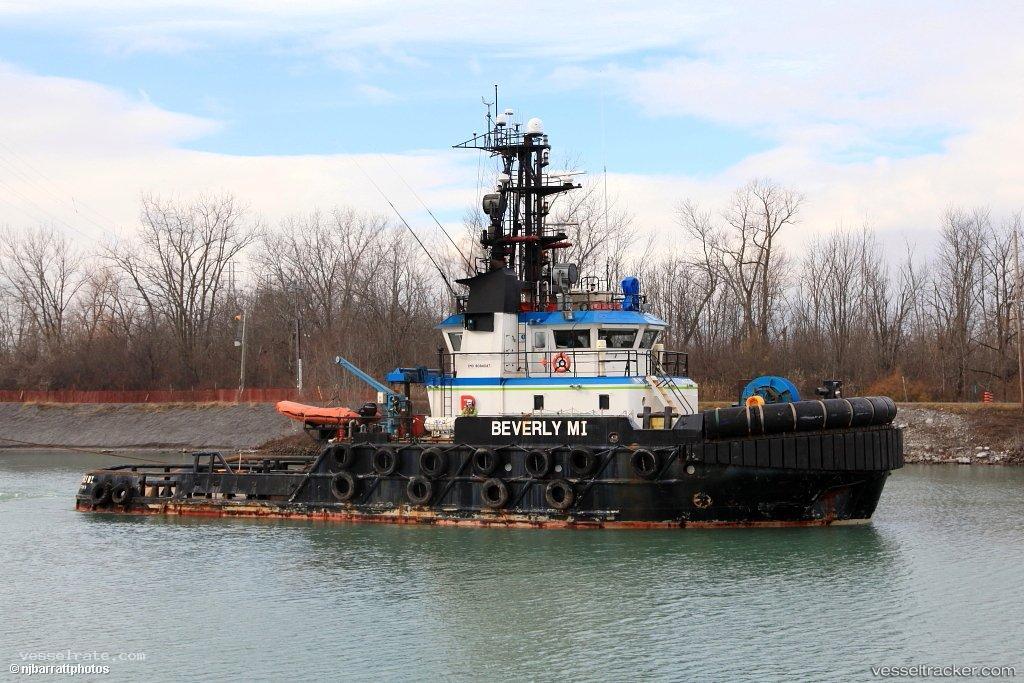Beverly-M-I - [tug.offshore_tug_supply] vessel registered in Canada