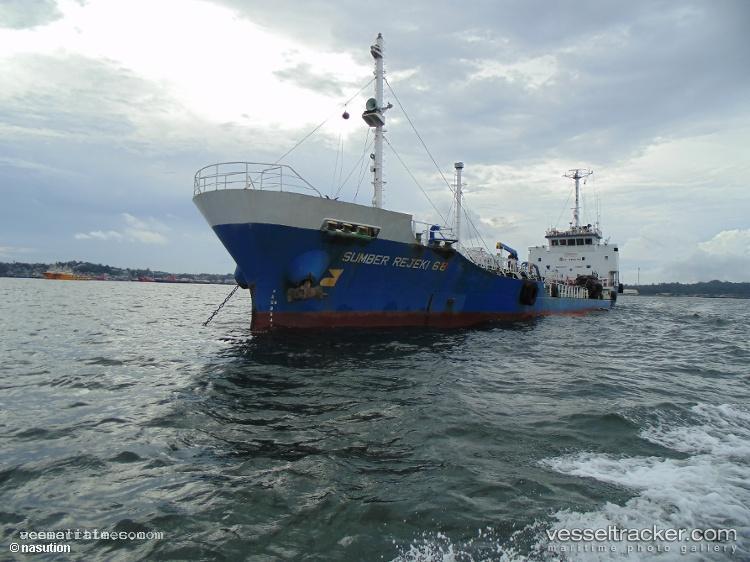 Mt.-Sumber-Rejeki-68 - Oil Products Tanker vessel registered in Indonesia