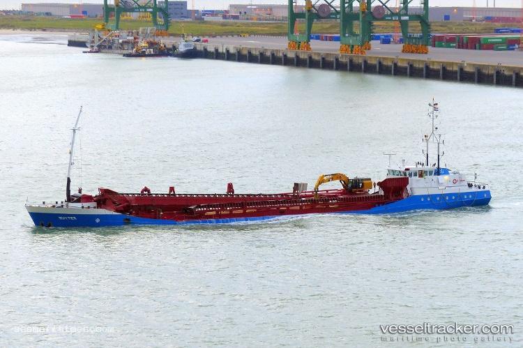 Ruyter - Hopper Dredger vessel registered in Netherlands