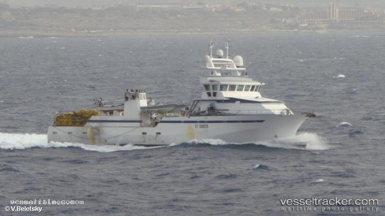 Fv-J.m.christian-7 - Fishing Vessel vessel registered in France