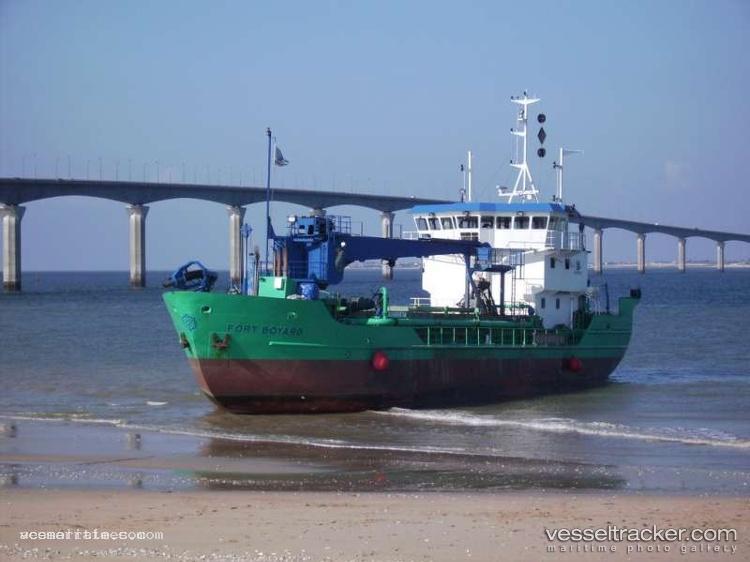 Fort-Boyard - Hopper Dredger vessel registered in France