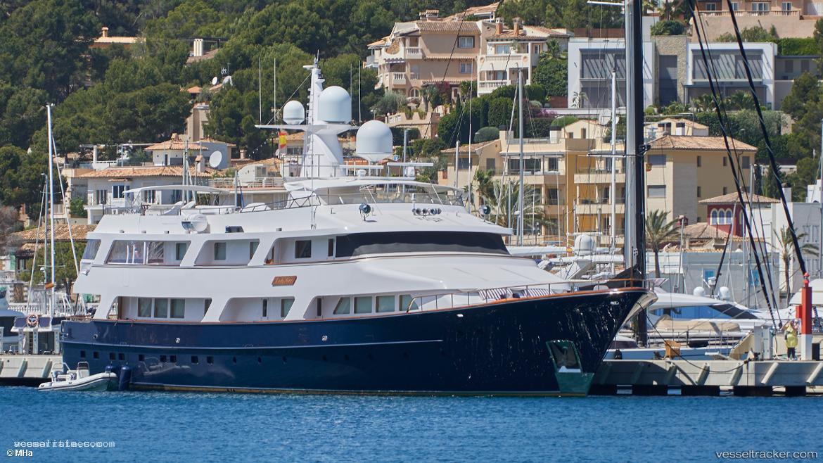 Lady-Rose - Service Ship vessel registered in Gibraltar