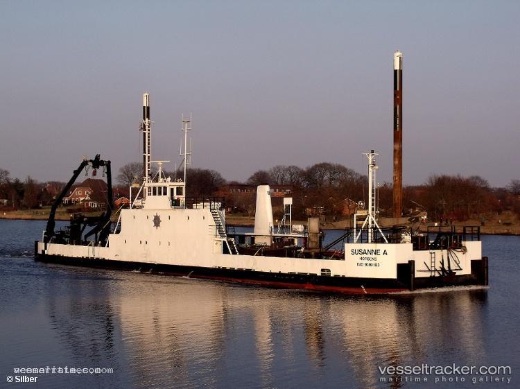 Susanne-A - Salvage Ship vessel registered in Denmark