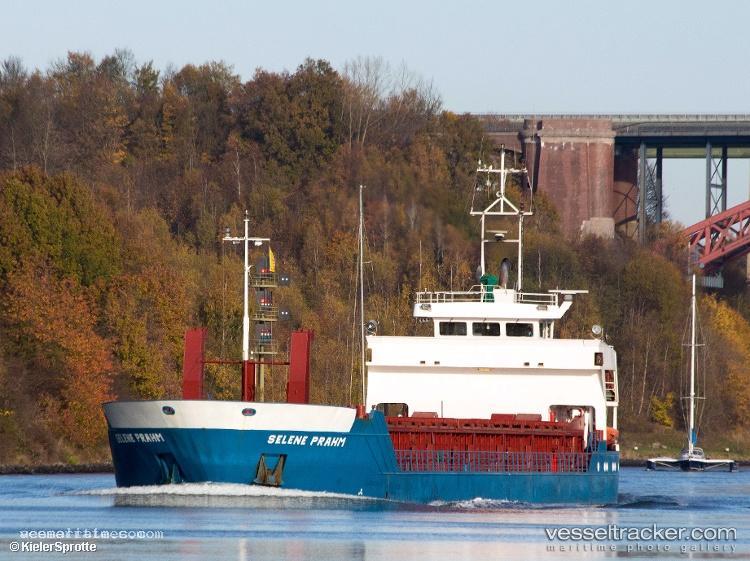 Selene-Prahm - Multi Purpose Carrier vessel registered in Germany
