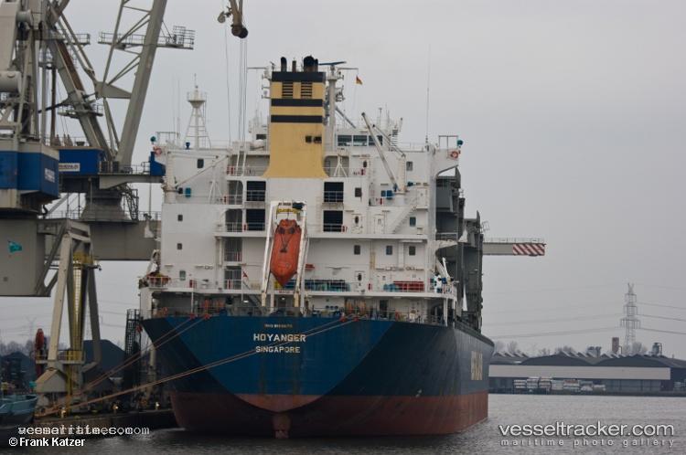 Hoyanger - General Cargo Ship vessel registered in Marshall Islands
