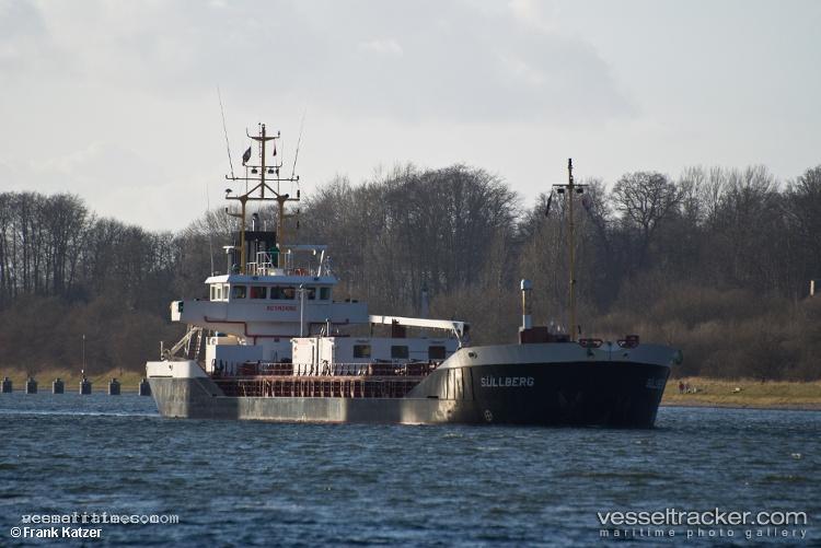 Js-Gratitude - Oil Products Tanker vessel registered in Nigeria