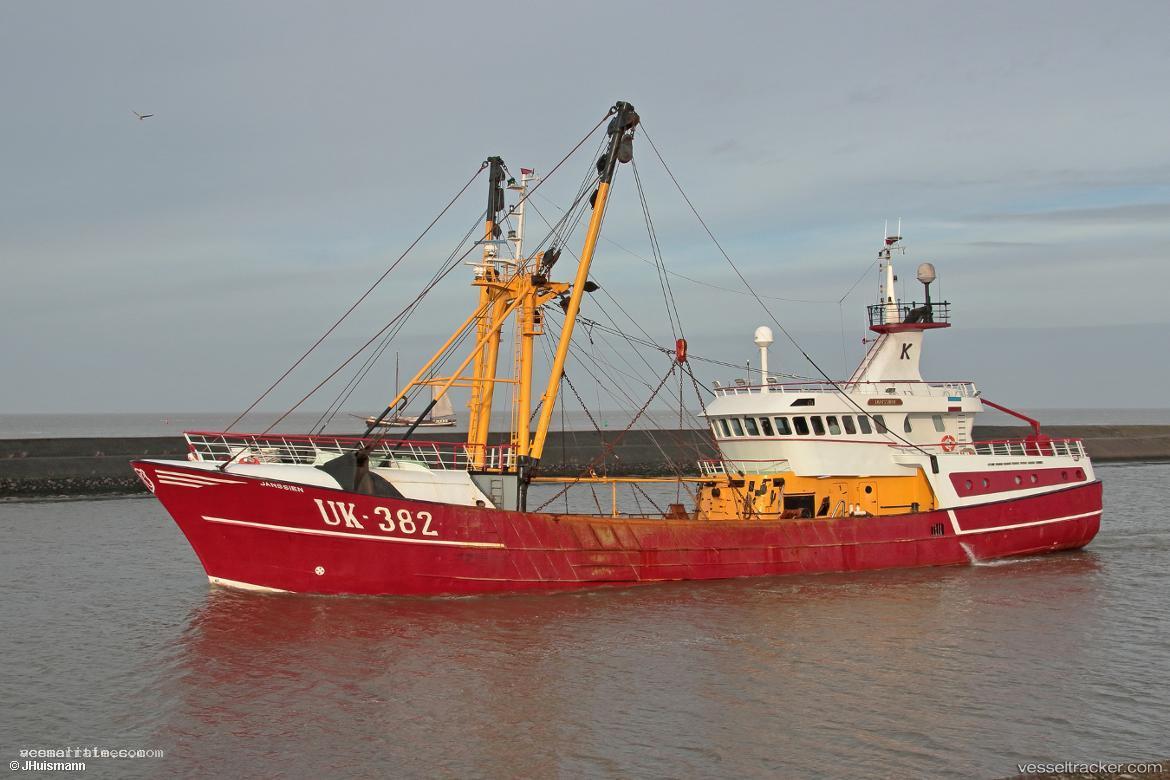 Uk382-Janssien - Fishing Vessel vessel registered in Netherlands
