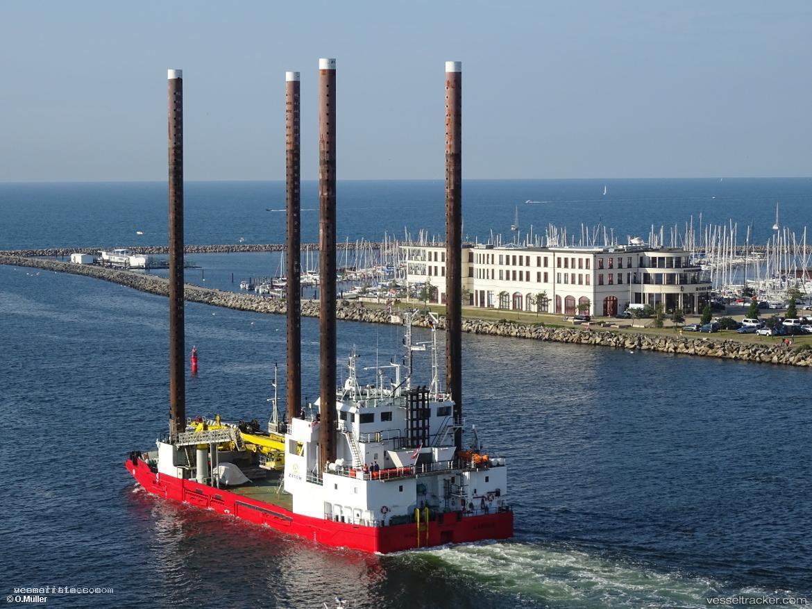 Wind - Service Ship vessel registered in Denmark