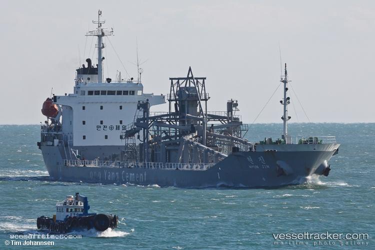 Suseong-No.1 - Cement Carrier vessel registered in South Korea