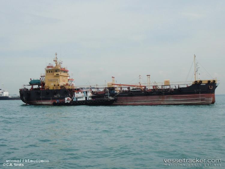 Harbour-Phoenix - Oil Products Tanker vessel registered in Palau