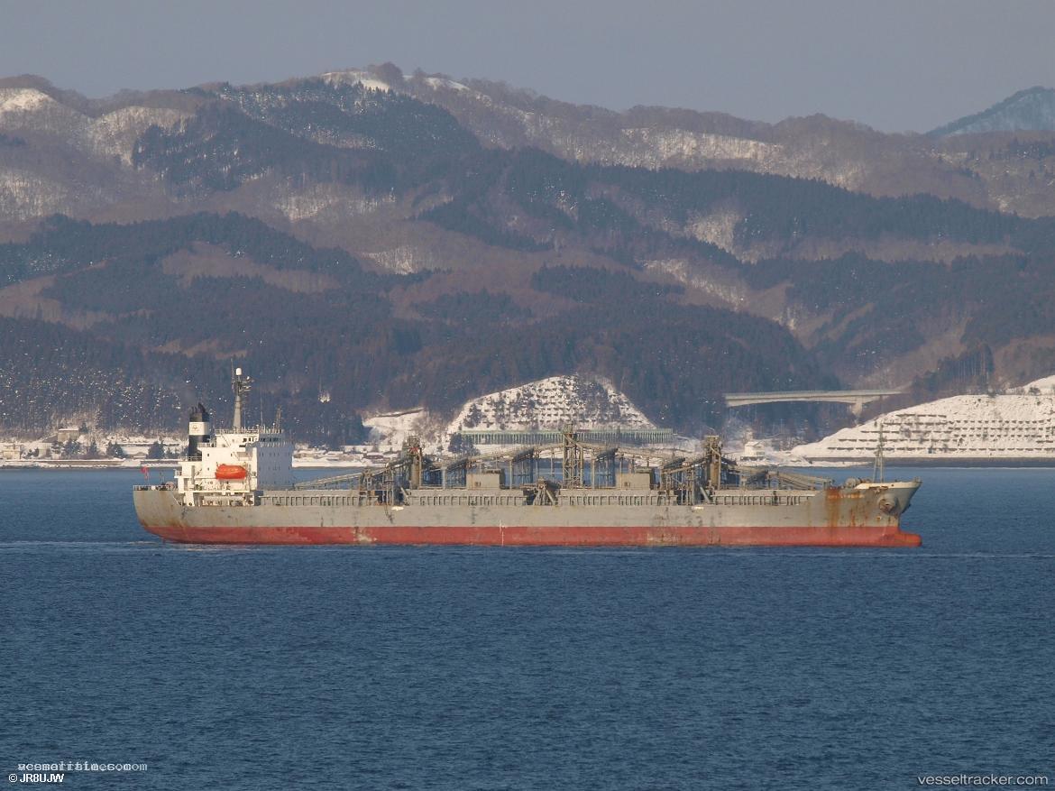 Grand-Asano - Cement Carrier vessel registered in Hong Kong
