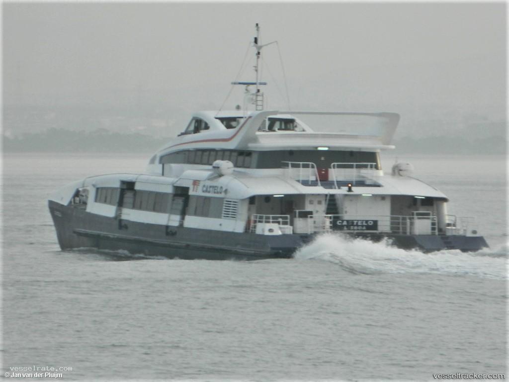 Castelo - Passenger Ship vessel registered in Portugal