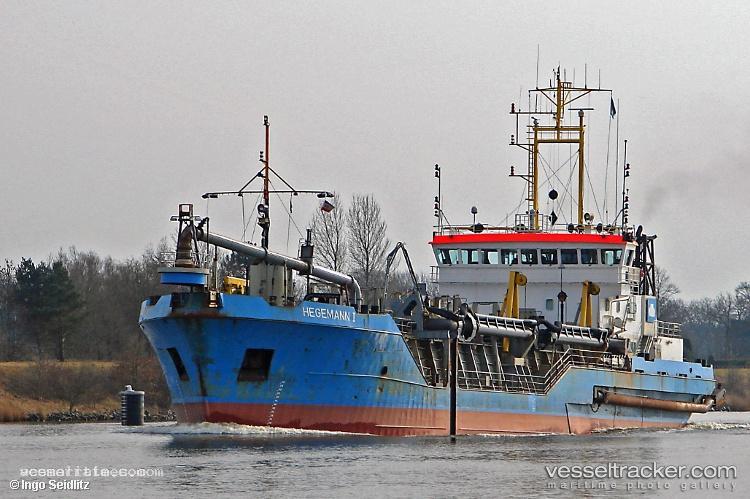Hegemann-I - Hopper Dredger vessel registered in Germany