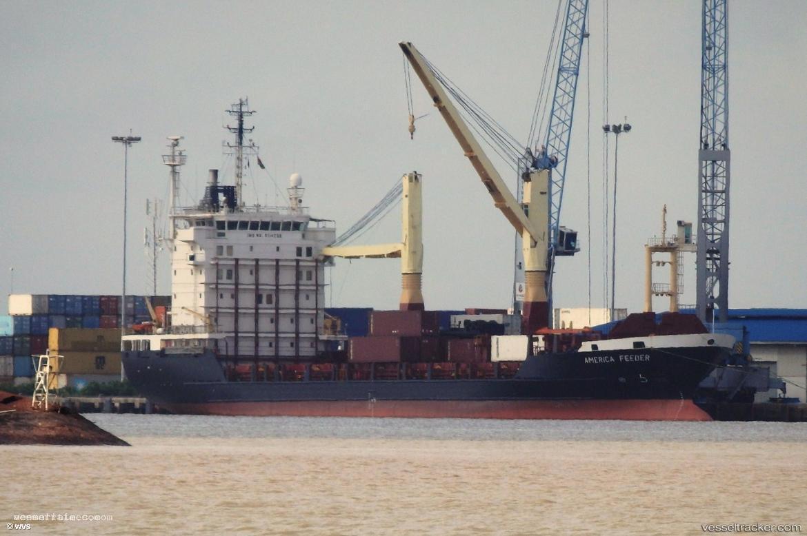 Mc-Achiever - Container Ship vessel registered in Philippines