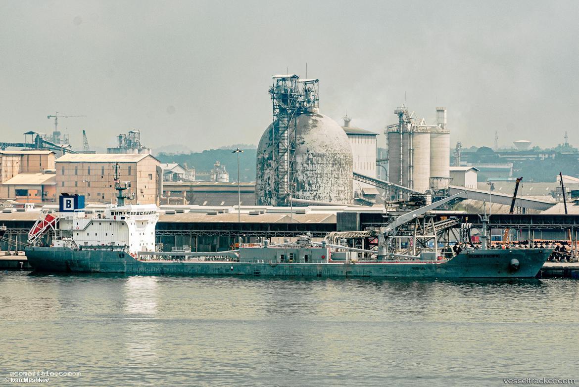 Nacc-African - Cement Carrier vessel registered in Panama