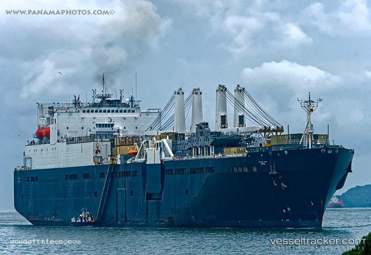 Dahl - Vehicles Carrier vessel registered in United States of America