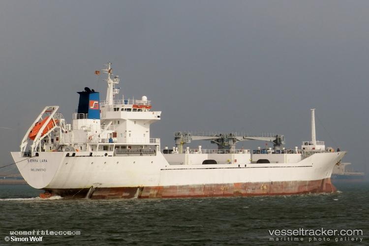 Sierra-Lara - Refrigerated Cargo Ship vessel registered in Bahamas