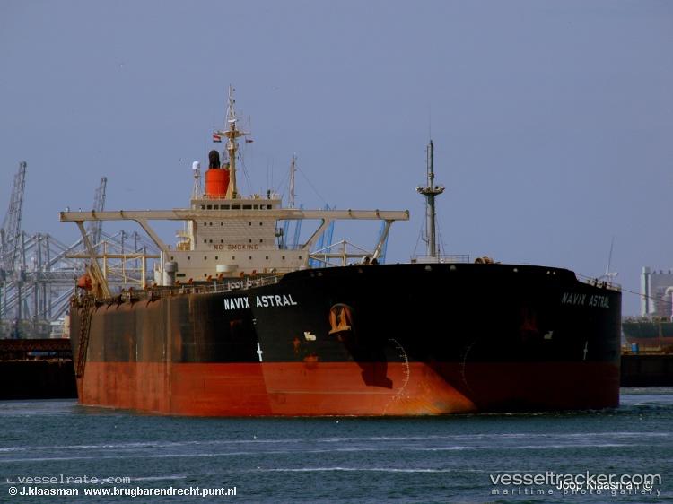 Berge-Fuji - Ore Carrier vessel registered in United Kingdom