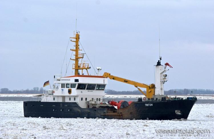 Triton - Buoy Lighthouse Vessel vessel registered in Germany